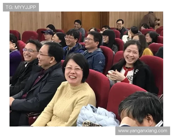 深圳羽毛球队耐力争议引发热议球员训练与比赛表现的深度探讨 深圳羽毛球队耐力争议引发热议球员训练与比赛表现的深度探讨