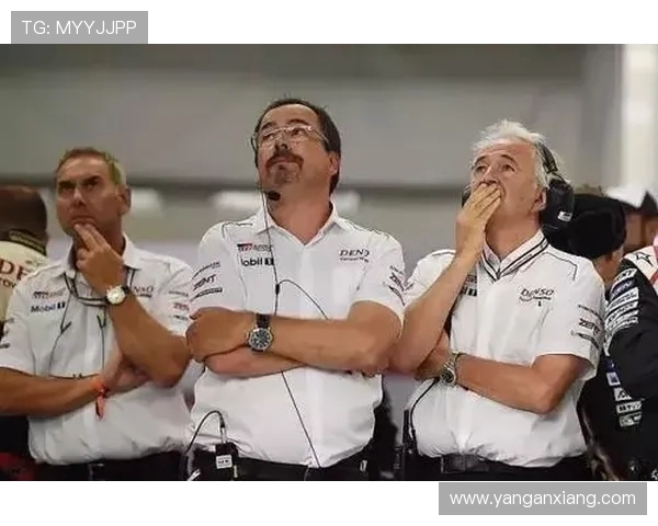 重庆与成都足球队耐力较量赛后深度分析与复盘