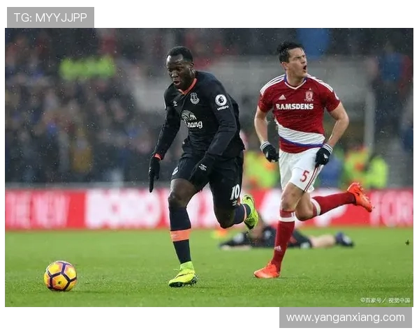 布莱克浦与雷丁的精彩对决比分揭晓赛季最新战绩分析