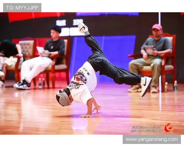 杨静独家分享街舞心得与技巧助你舞出自我风格与魅力